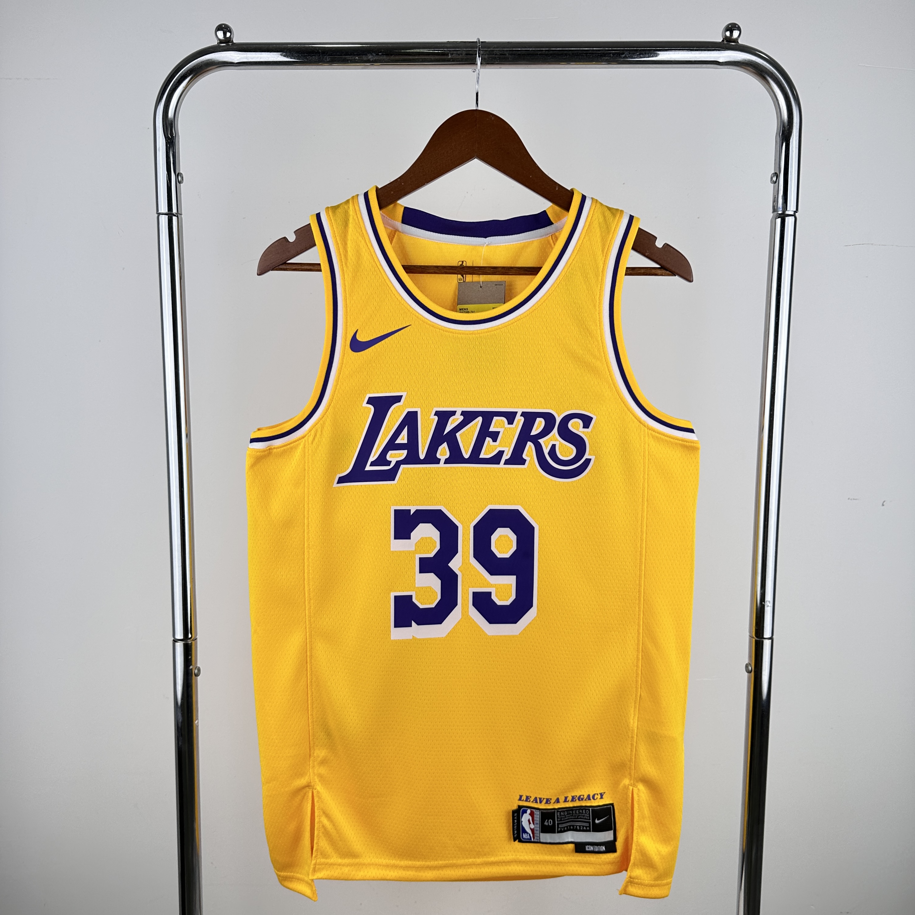 Men Los Angeles Lakers #39 Howard Stitched Yellow Nike NBA 2024 Jersey